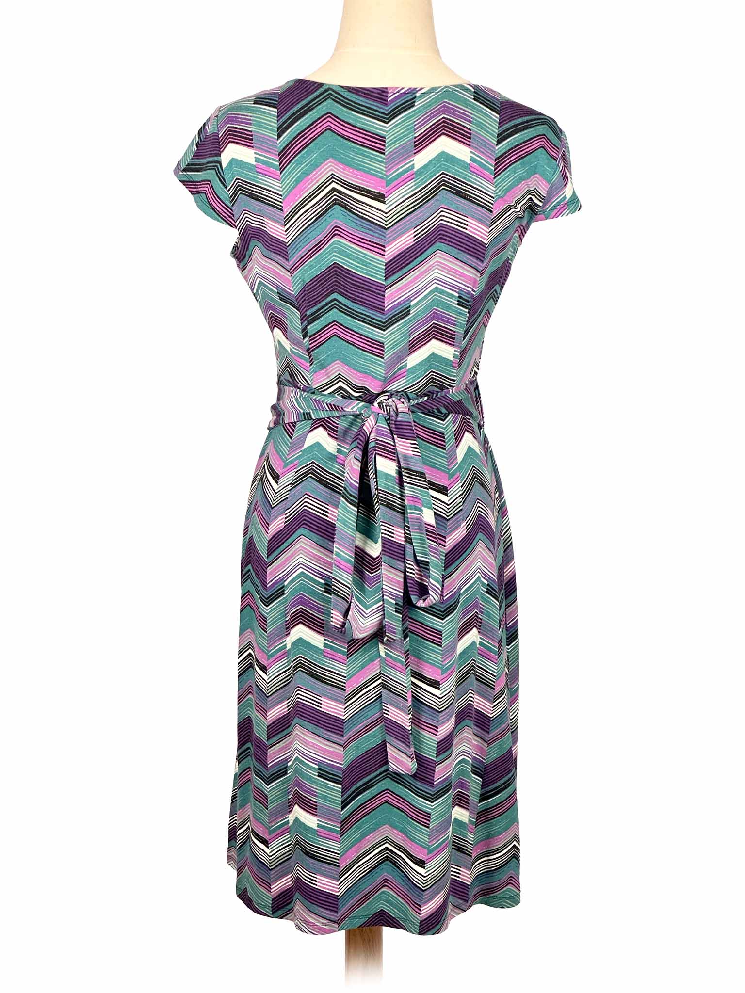 Multicolored zigzag-patterned Ann Taylor dress on a mannequin against a white background