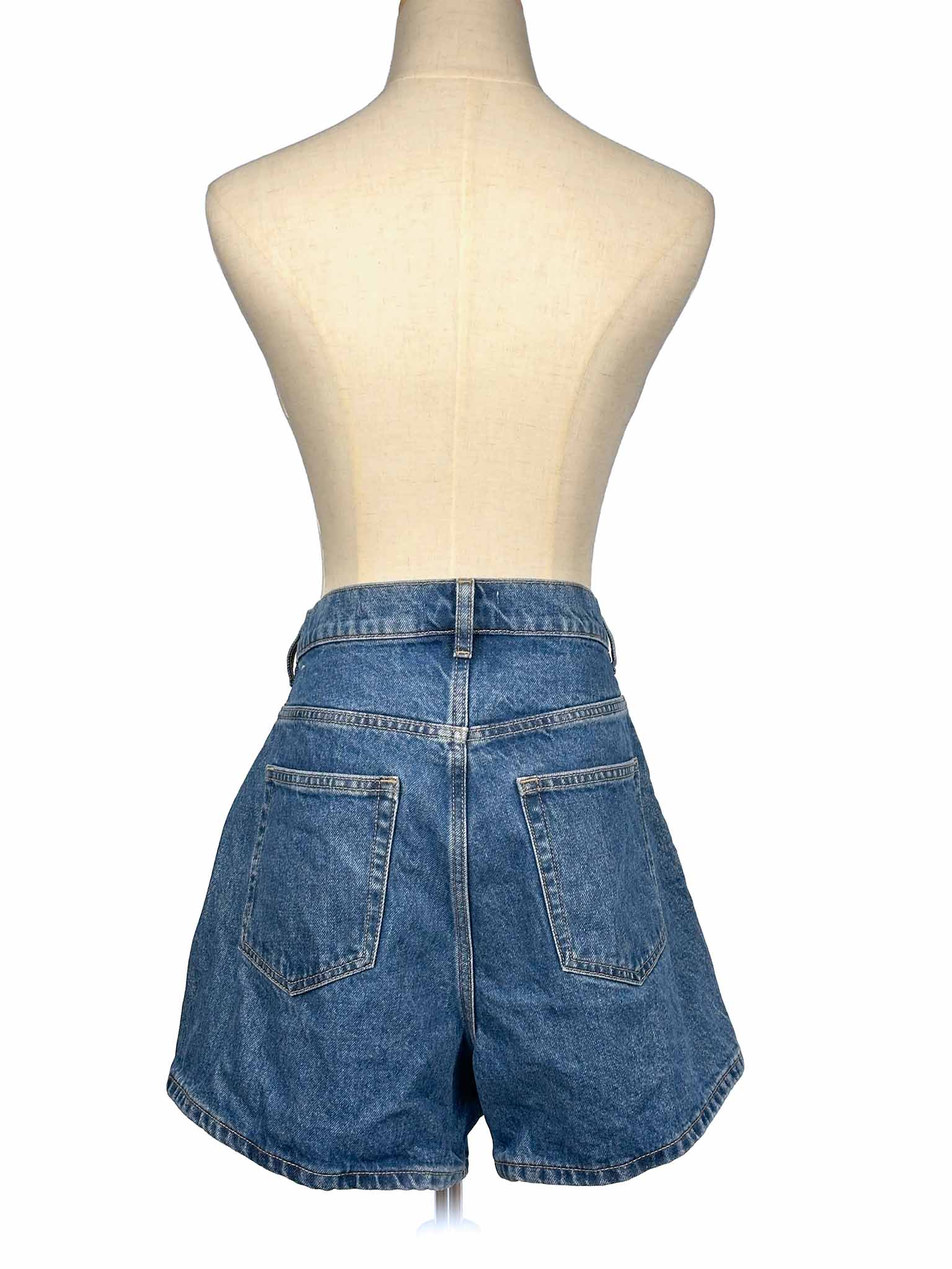 & Other Stories Shorts