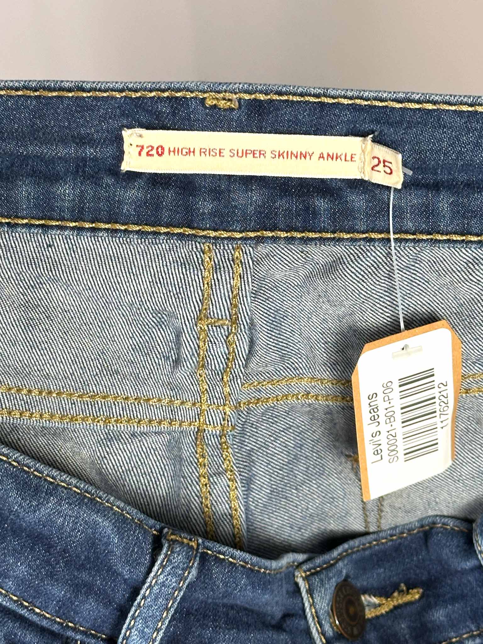 Levi's Jeans