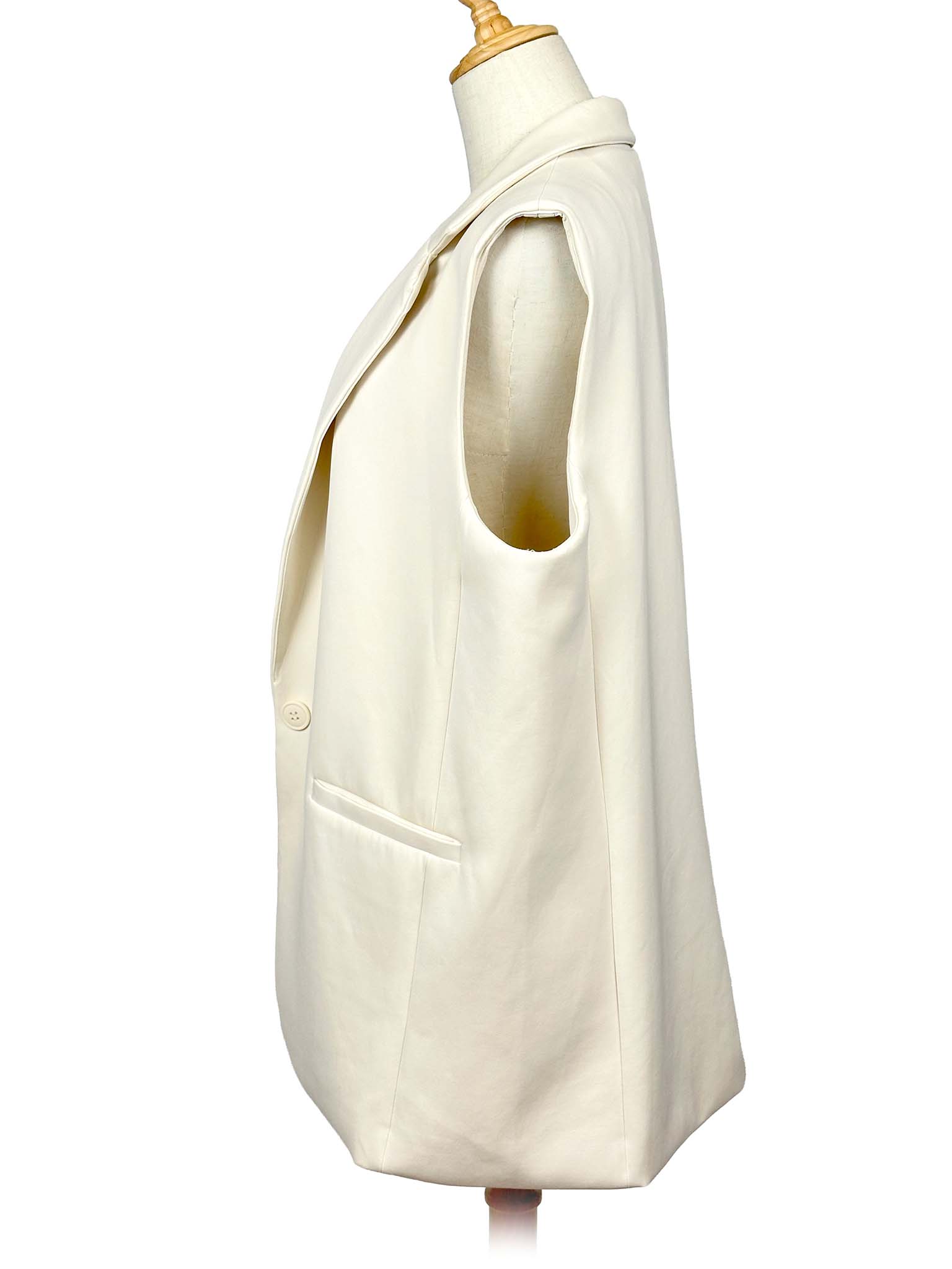 Oysho Sleveless Blazer